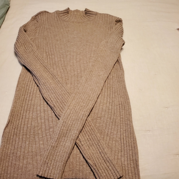 Sweater - Picture 2 of 3